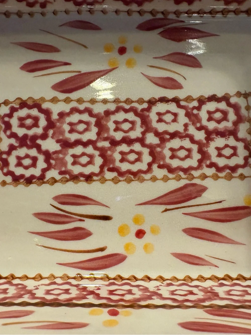 Temp-Tations Presentable Ovenware by Tara Old World 1.5 Qt Baking Dish